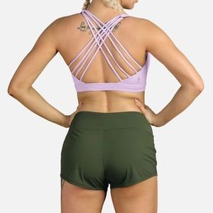 Crisscross Back Solid Sports Bra
